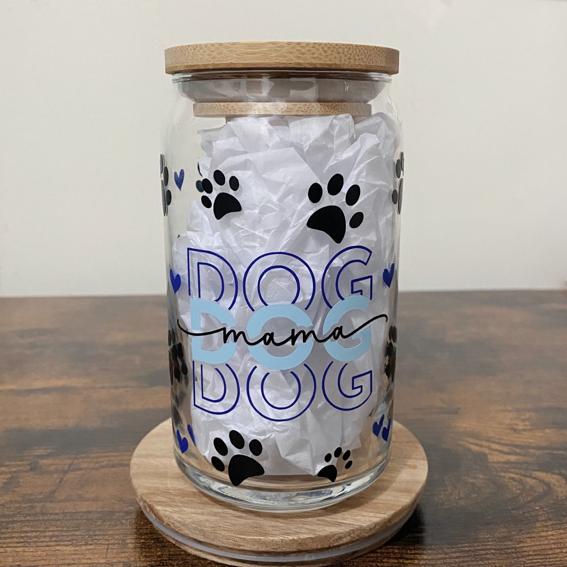 Dog MOM or Dog DAD 16oz Clear Glass Cup with Bamboo Lid, Jar Can with –  Briggs 'n' Wiggles